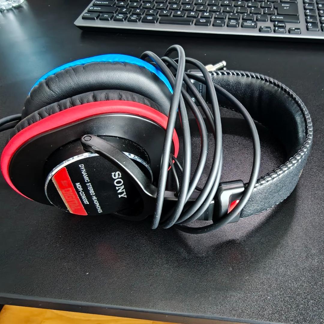 極美品 SONY MDR-CD990ST ヘッドフォン 大人気 定番 スタジオ