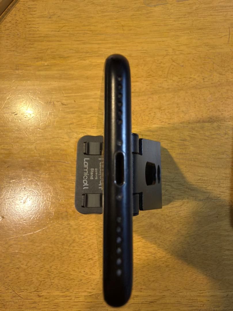 iPhone SE (第2世代) ブラック 64GB SIMロック解除済み