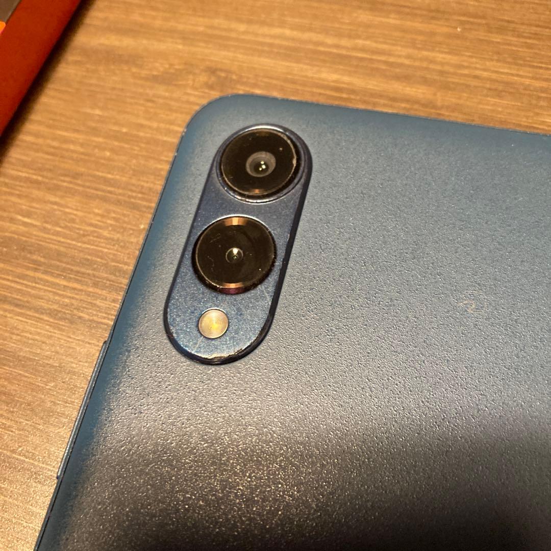 arrows We02 F-52E docomo 本体 ガラスフィルム付き