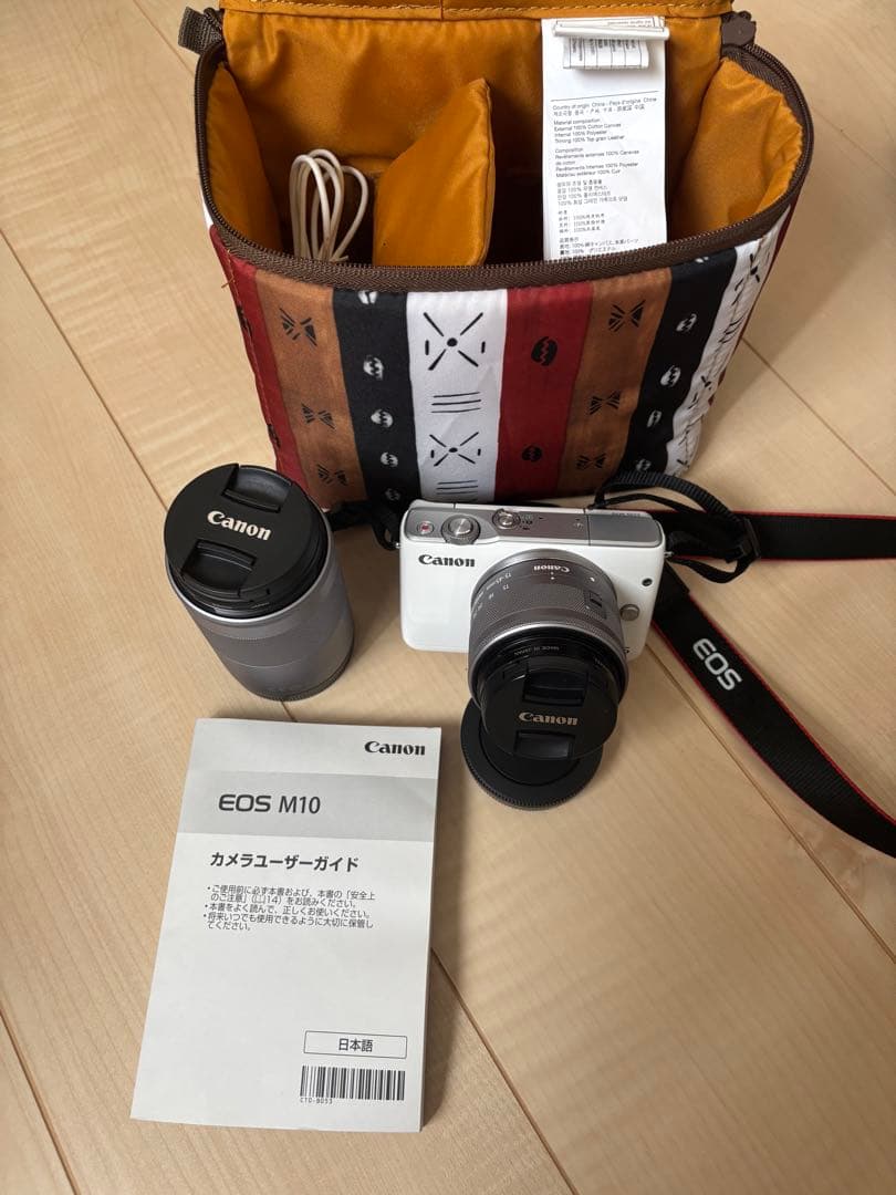 Canon EOS M10 ミラーレス一眼 本体とレンズ付き