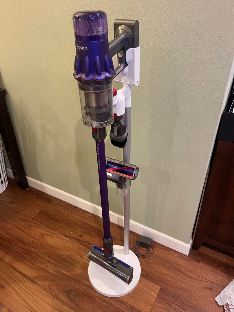 Dyson digital slim fluffy SV18 ダイソン クリーナ