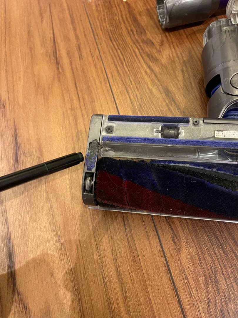 Dyson digital slim fluffy SV18 ダイソン クリーナ