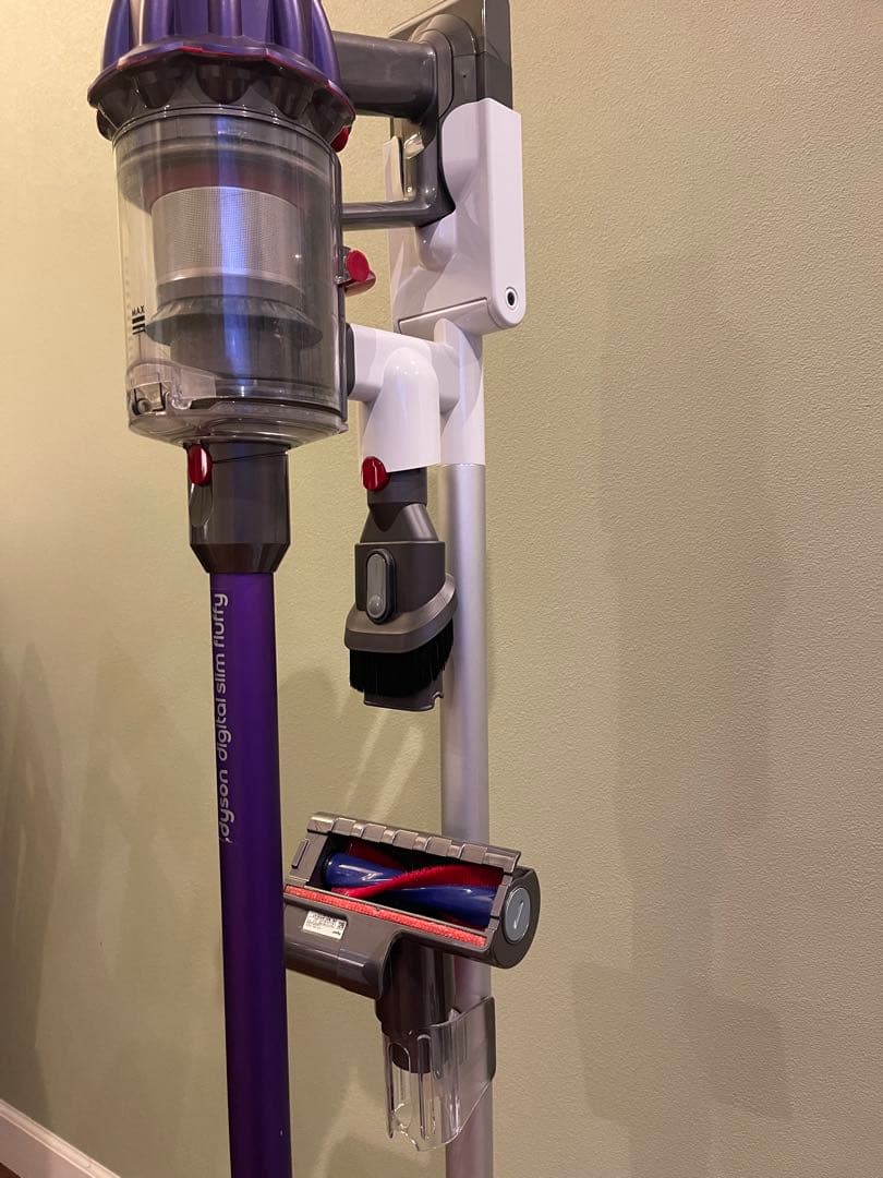 Dyson digital slim fluffy SV18 ダイソン クリーナ