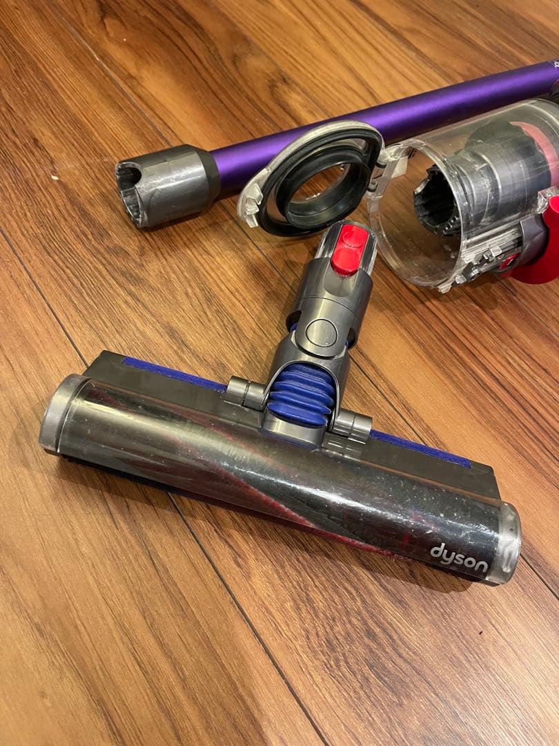 Dyson digital slim fluffy SV18 ダイソン クリーナ