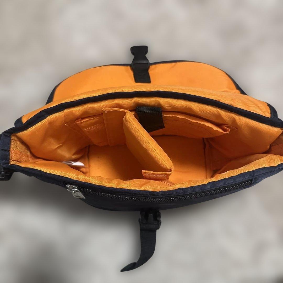 Canon EOS Kiss M 一眼レフカメラ