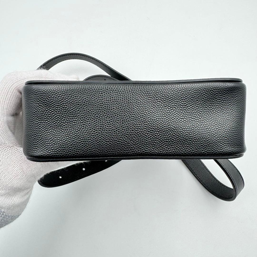 未使用品✨FURLA ウエストバッグ　ブラック　レザー