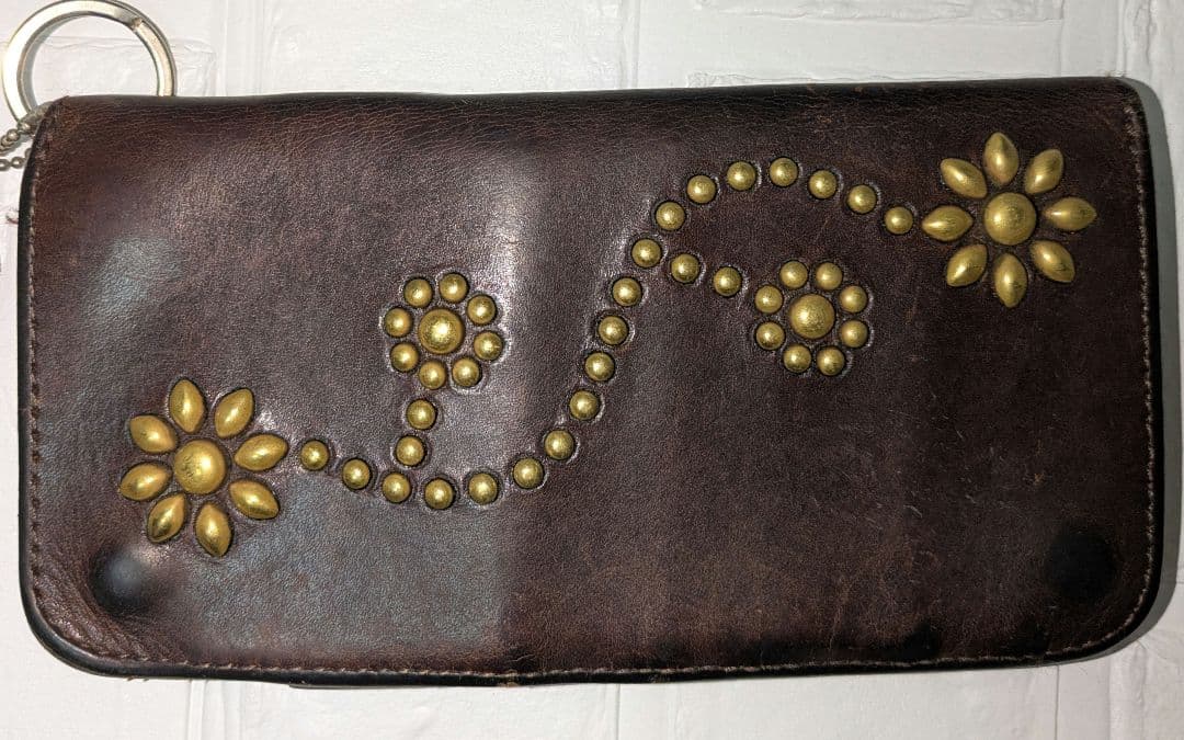 ハ*ツ様 HTC LONG WALLET財布スタッズスタカリスタンダードカリフォ