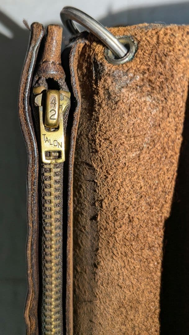 ハ*ツ様 HTC LONG WALLET財布スタッズスタカリスタンダードカリフォ