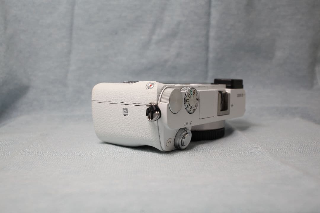 SONY α6000 ホワイト ボディ