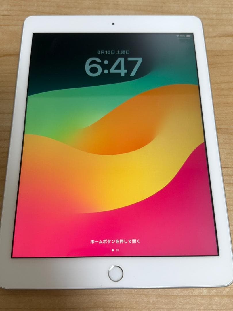 iPad 第6世代 32GB Apple Wi-Fiモデル