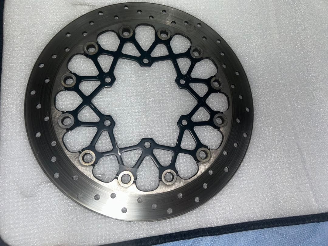 GSX-R750 2012(L2)、純正　フロントブレーキディスク2枚