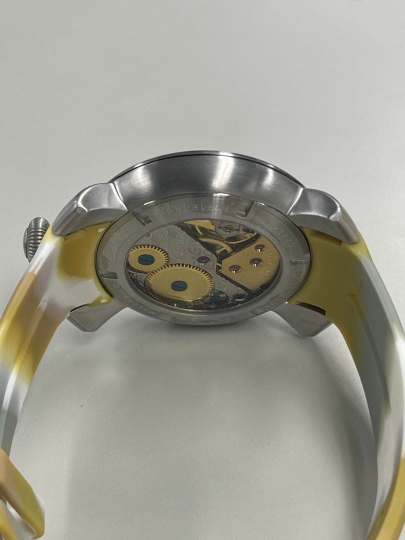 ガガミラノ マヌアーレカモフラージュ 手巻き時計