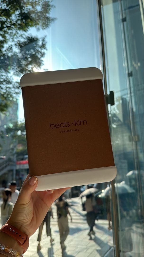 Beats Studio Pro -Kim スペシャルエディション - デューン