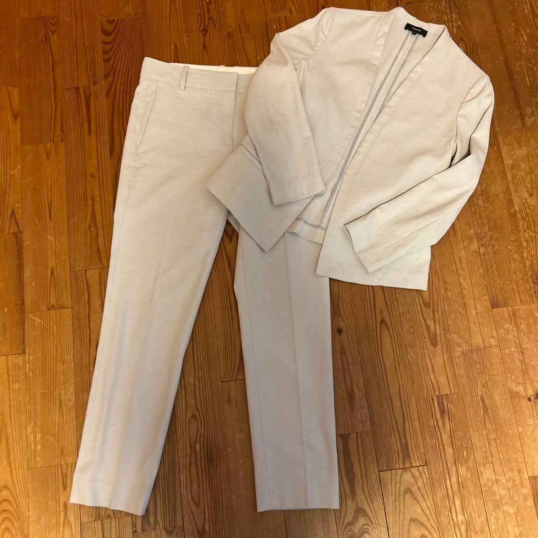 theory セオリー　グレージュ　サマーパンツスーツ