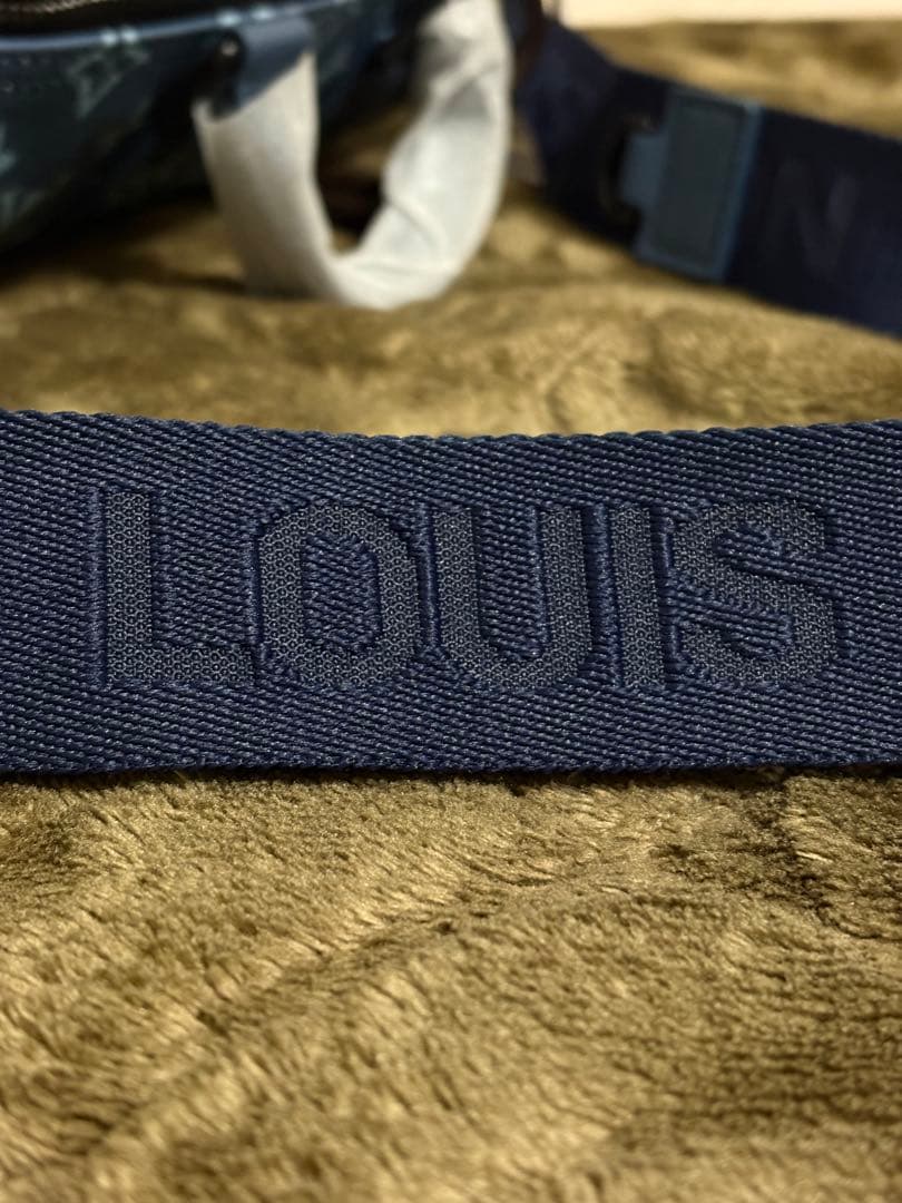 Louis Vuitton ショルダーバッグ ダークブルー
