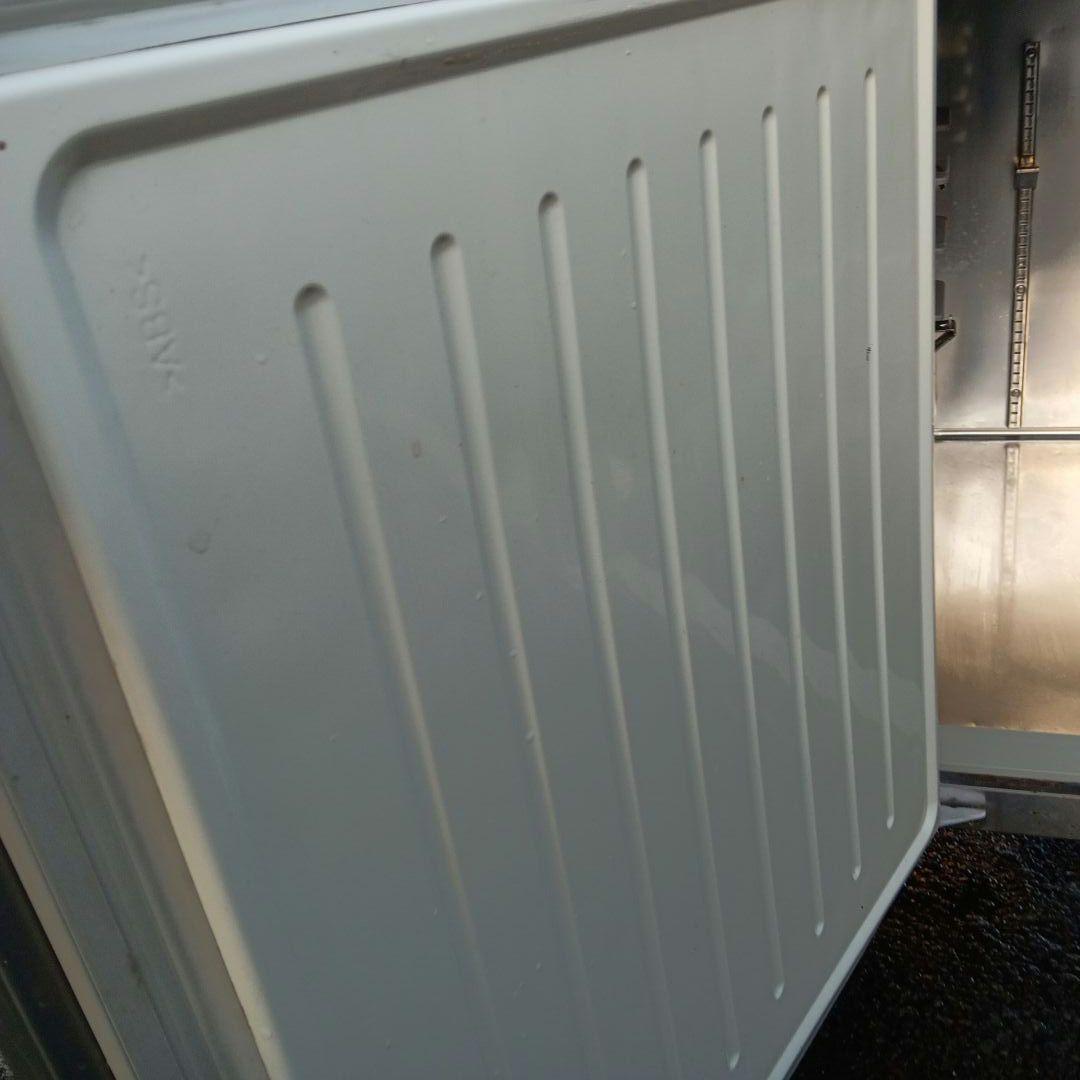 『とらとらとら』 冷蔵コールドテーブル