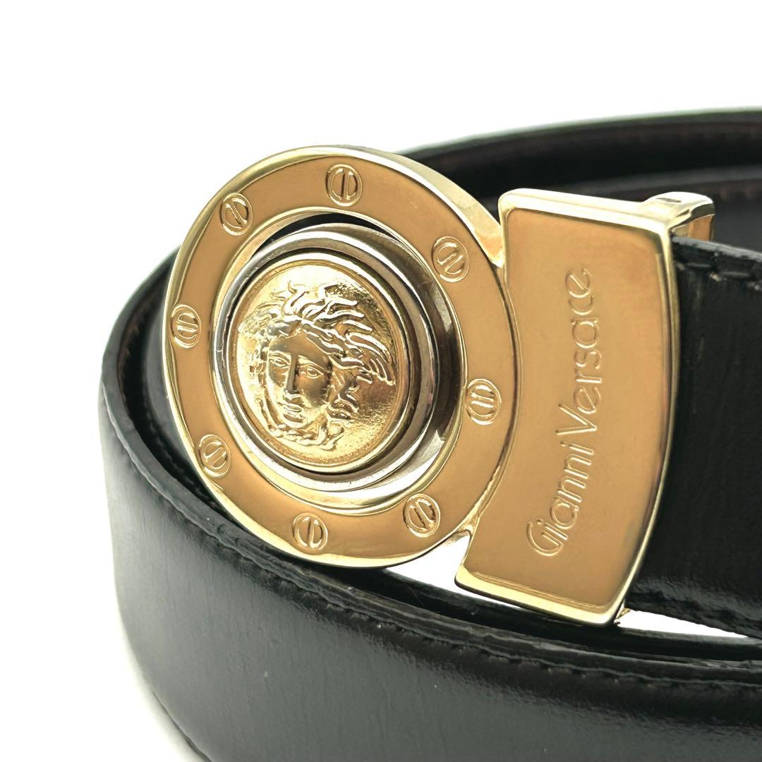 【美品】ジャンニ・ヴェルサーチ バックル ベルト ブラック レザー