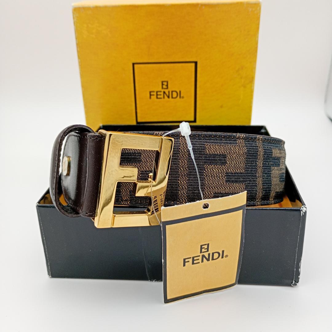 FENDI ベルト　ズッカ　ゴールドバックル　ブラウン