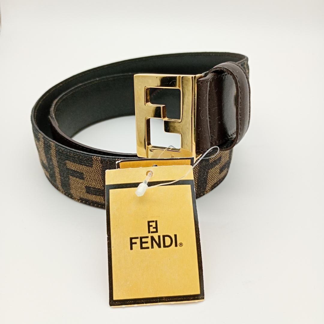 FENDI ベルト　ズッカ　ゴールドバックル　ブラウン
