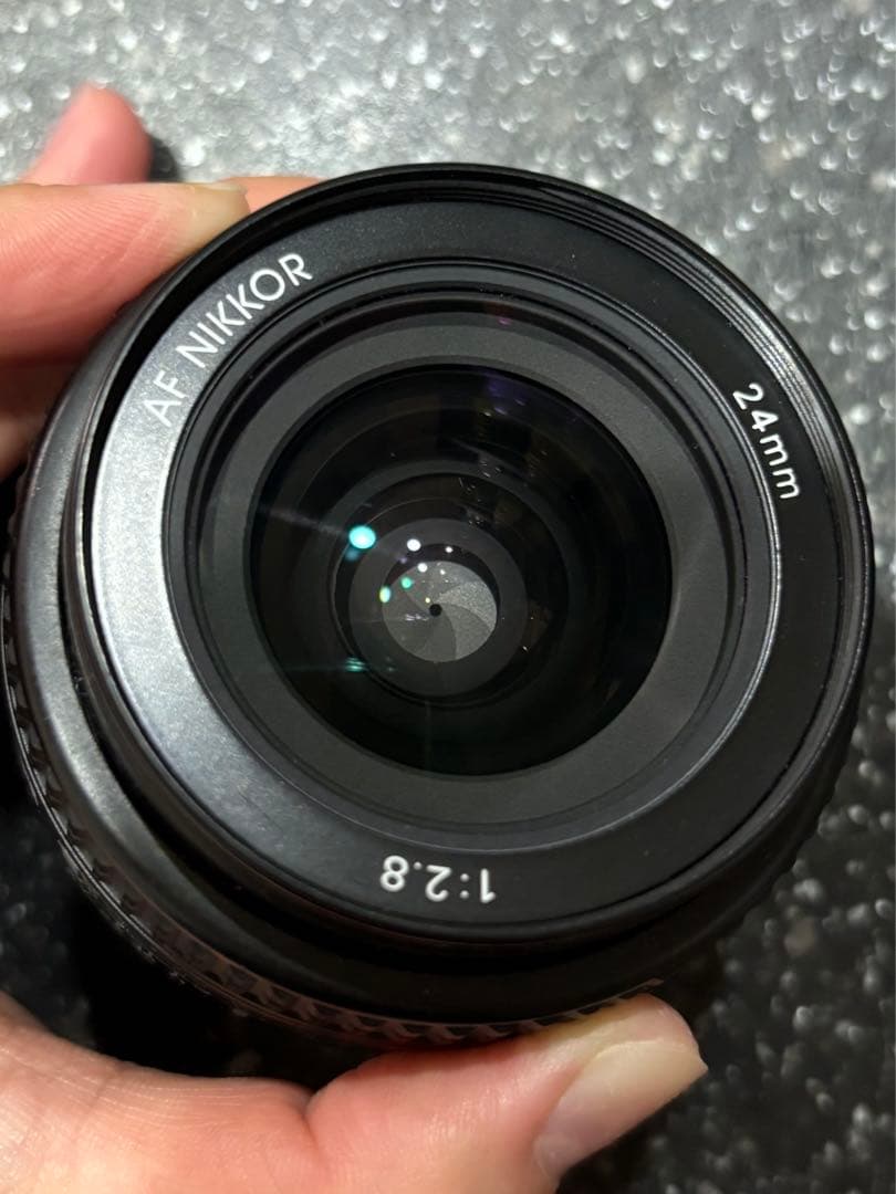 Nikon AF NIKKOR 24mm f/2.8 レンズ