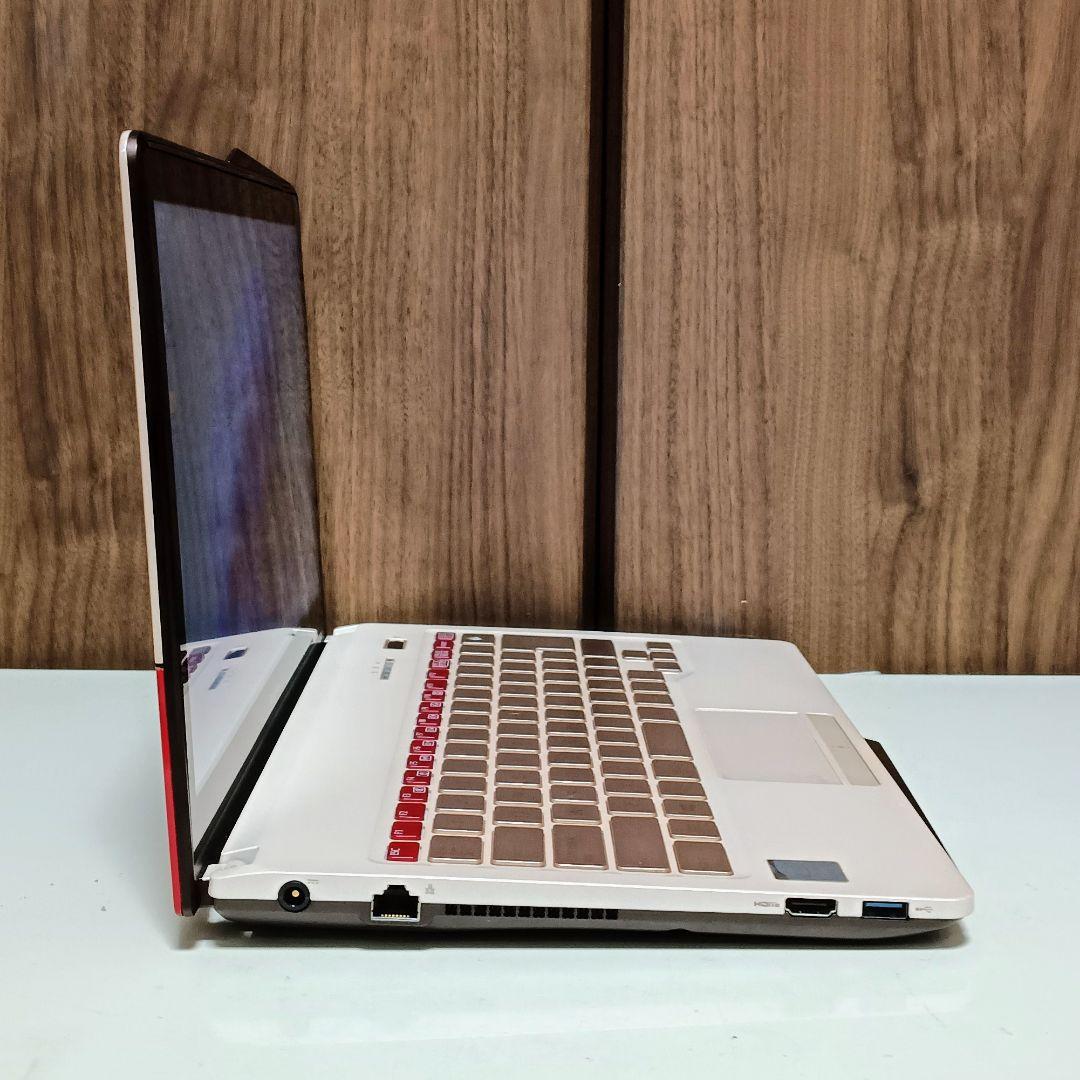 FUJITSU LIFEBOOK Corei5 メモリ8GB SSD512GB