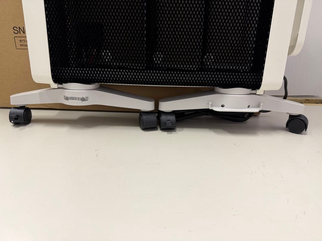 siroca 遠赤軽量ヒーター SN-M351 2022年製※リモコン欠品