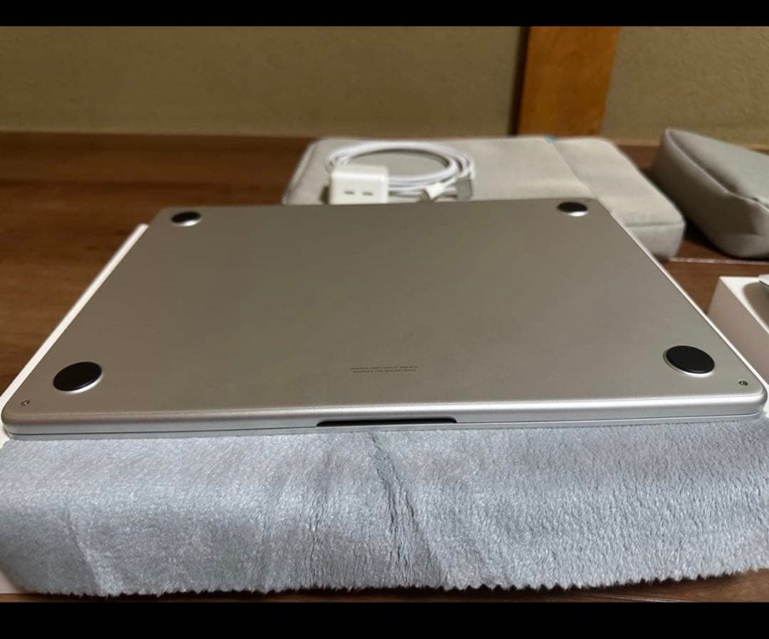 MacBook本体 日本語配列キーボード 充電器付き