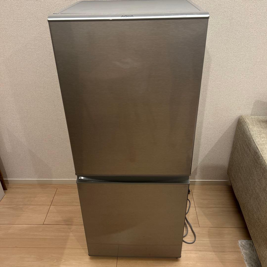 アクア　冷蔵庫　126L