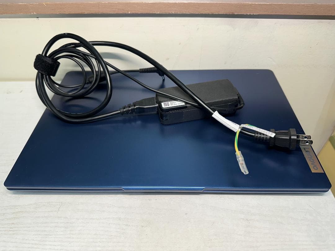 Windowsノート本体 Lenovo IdeaPad Slim 3 G8 R3 8G 512G 610M