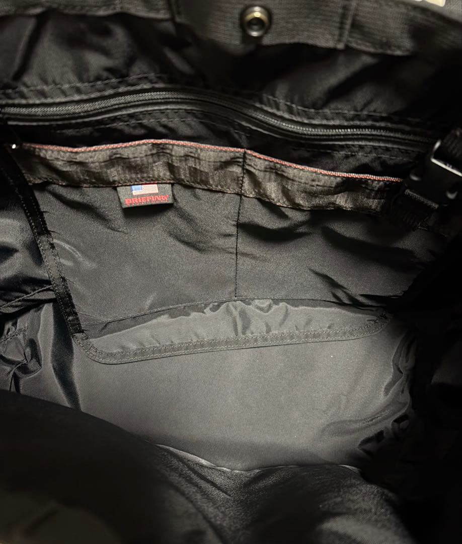 BRIEFING DELTA MASTER TOTE M SQD ブラック