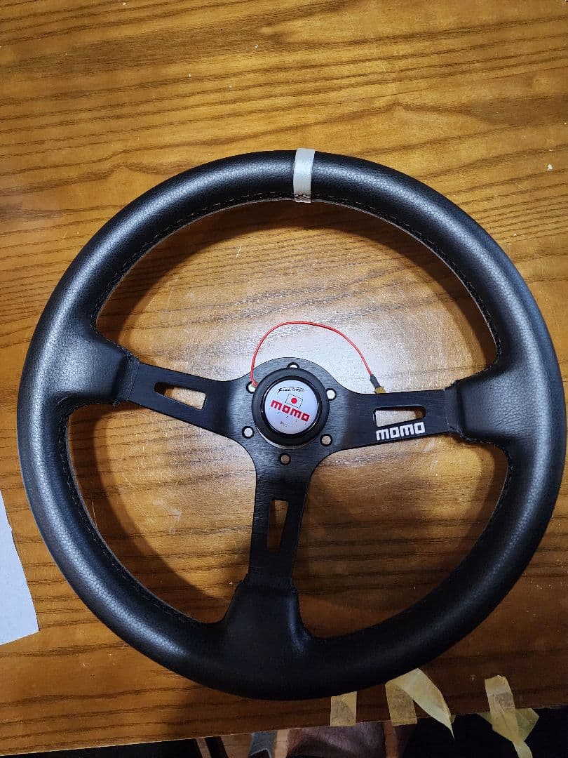 MOMO？ ステアリング フルスピード 32.8パイ ディープコーン90mm