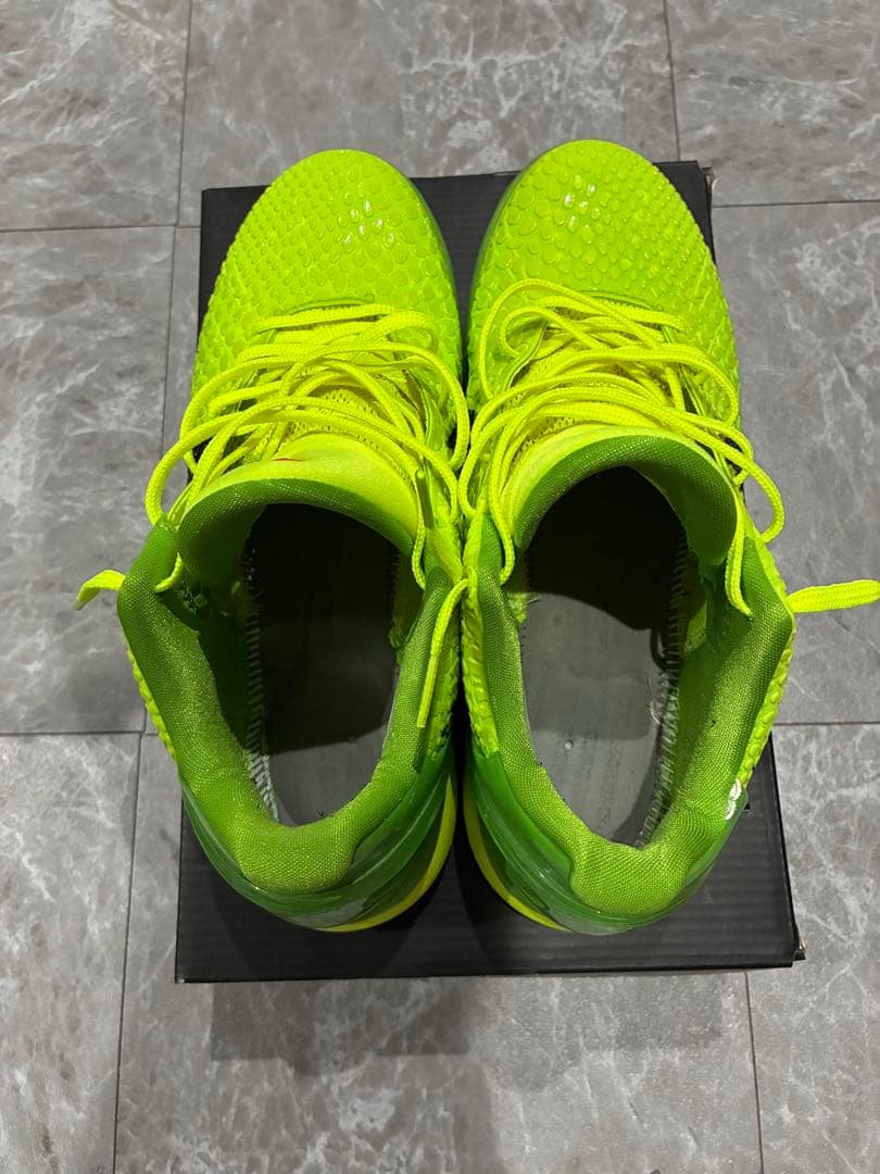 Kobe6プロトログリンチ　バスケットボールシューズ