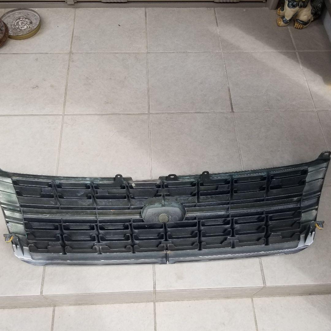 HERO様限定 グランビア　純正フロントグリル