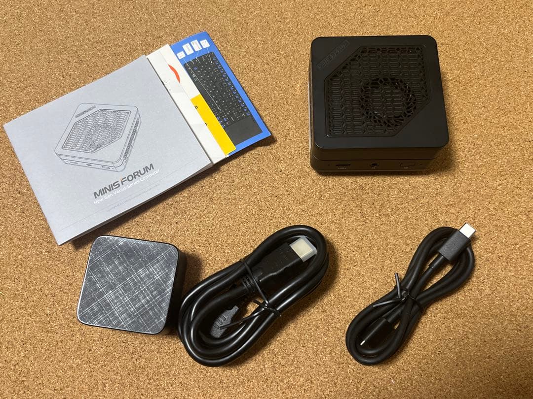 MINISFORUM EM680 16GB 512GB ミニPC