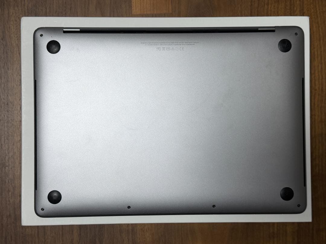 Apple MacBook A1706 13インチ スペースグレイ