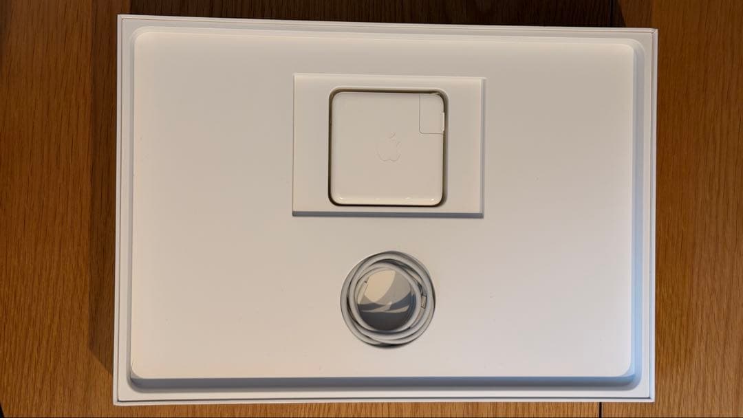 MacBook Pro 15インチ スペースグレー 本体 1TB 元箱付き