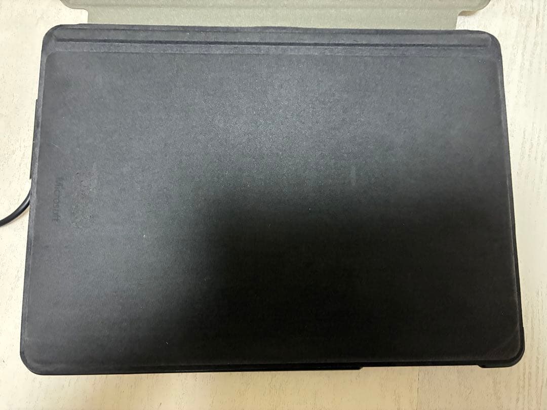 Surface Go2 8GB/128GB m3-8100Y ペン、ケース付