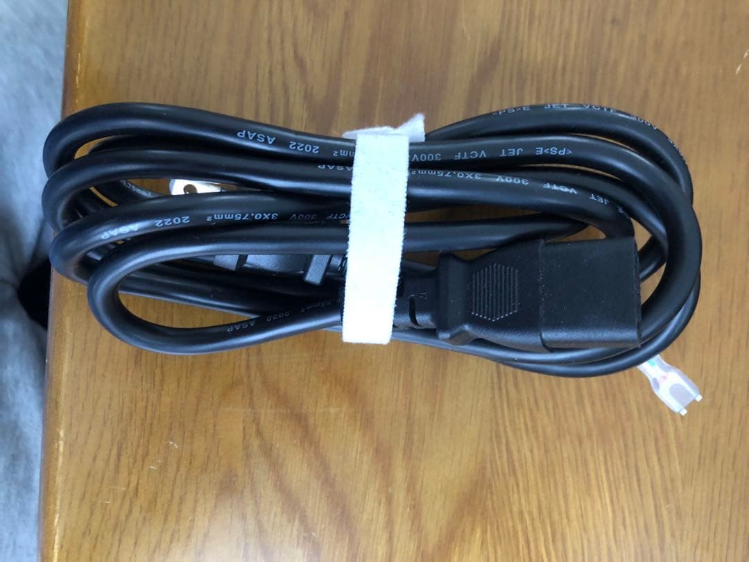 Lenovo IdeaPad Gaming 3 15IAH7 本体