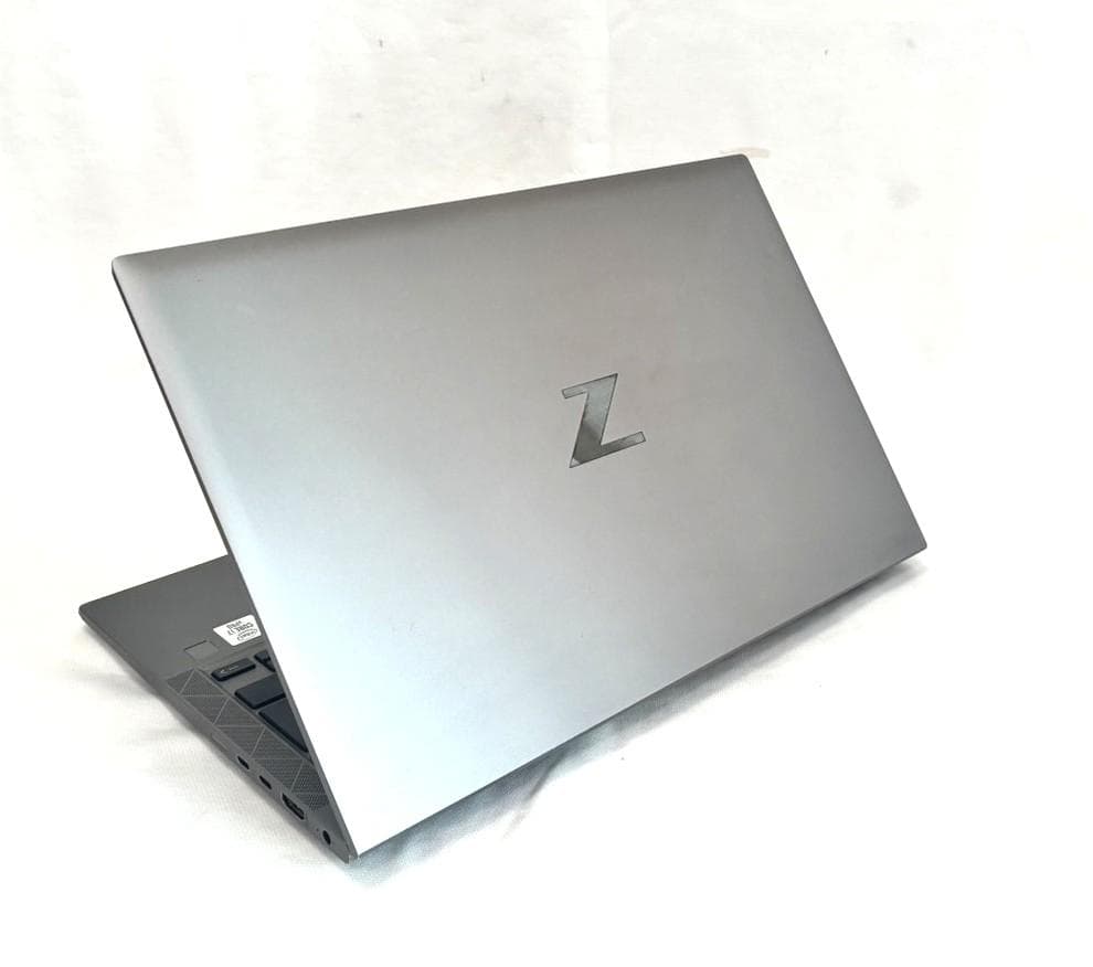 美品 HP FireFly i7 10世代 SSD1TB 32GB P520内蔵