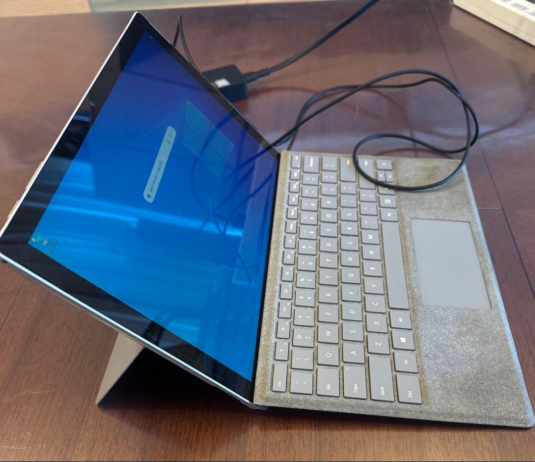 マイクロソフトSurfacePro5USキーボード配列タッチパネル