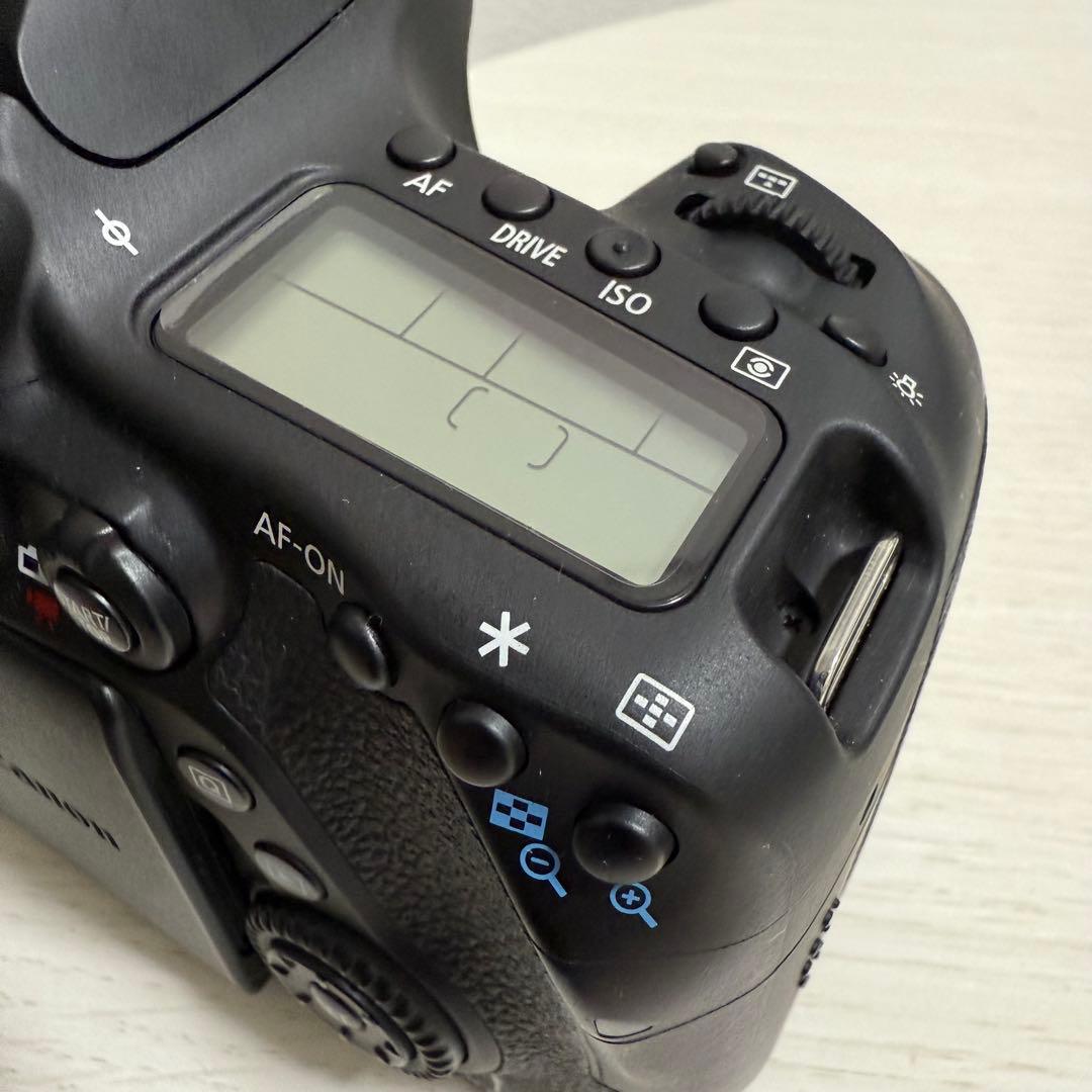 T*.様 【値下げ中】シャッター数7178回　Canon EOS 80D 一眼レ