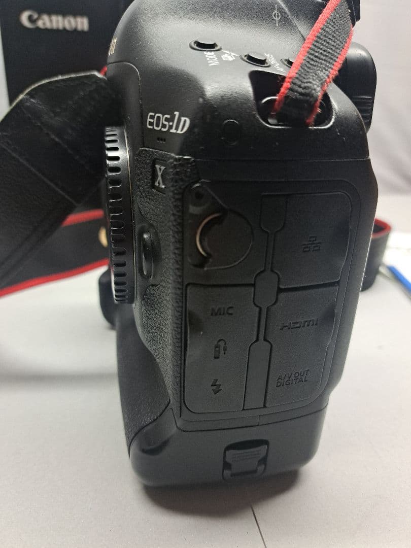 カズ　Canon EOS-1D X 本体