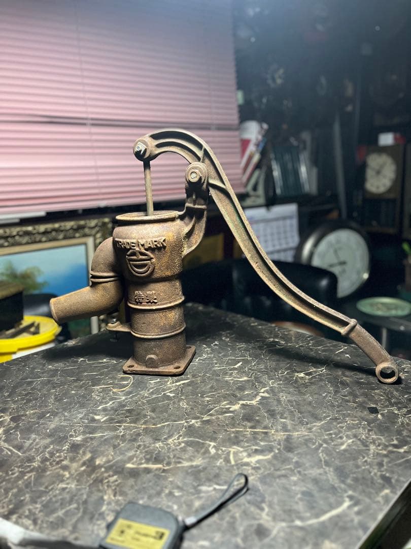 手押しポンプ、手漕ぎポンプ、手押し井戸、井戸ポンプ、ガーデニング雑貨 インテリア