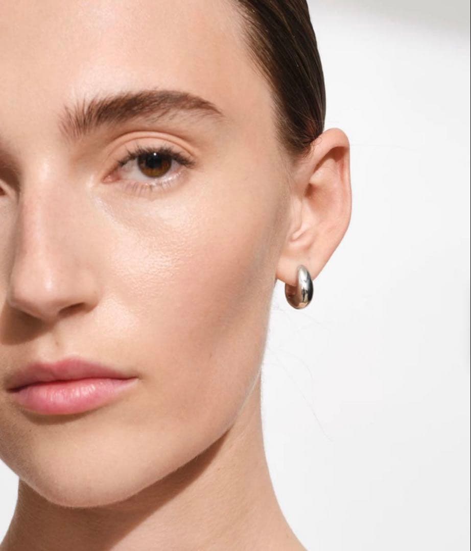 【美品】Tom Wood トムウッド　Ice フープピアス　シルバー　スモール