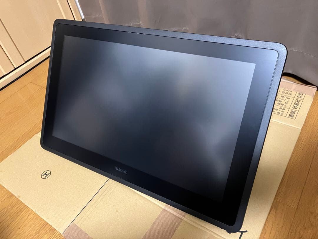 wacom Cintiq 22 FHD DTK2260 液タブ