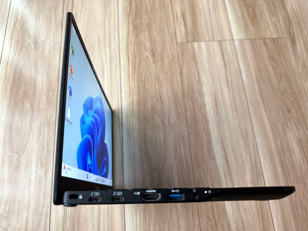 軽量853g第11世代 富士通LIFEBOOK U9311/F 8/256GB