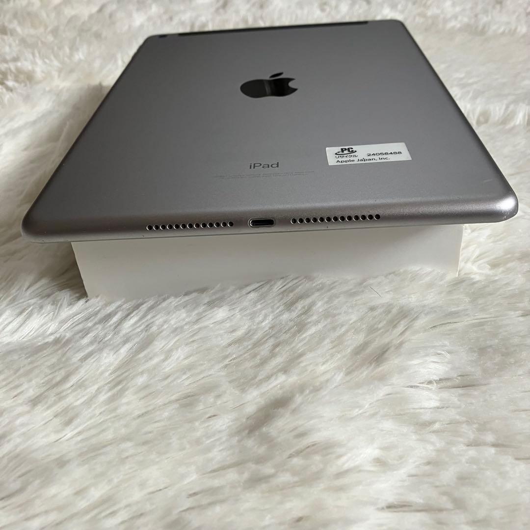 【完動品】iPad 第5世代 128GB SIMフリー 【すぐ発送】【付属品】