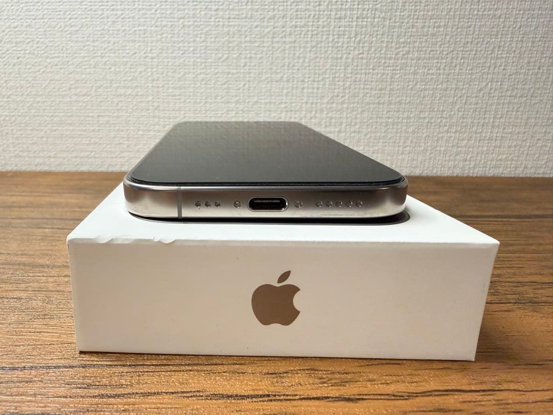 周*平様 Apple iPhone 16 Pro ナチュラルチタニウム　 本体