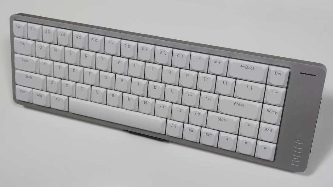 【特別限定カスタム】LOFREE FLOW2シルバー（68キー） ×静音ピンク軸