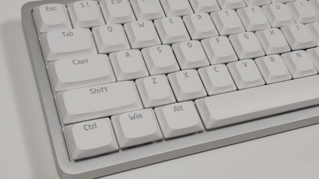 【特別限定カスタム】LOFREE FLOW2シルバー（68キー） ×静音ピンク軸